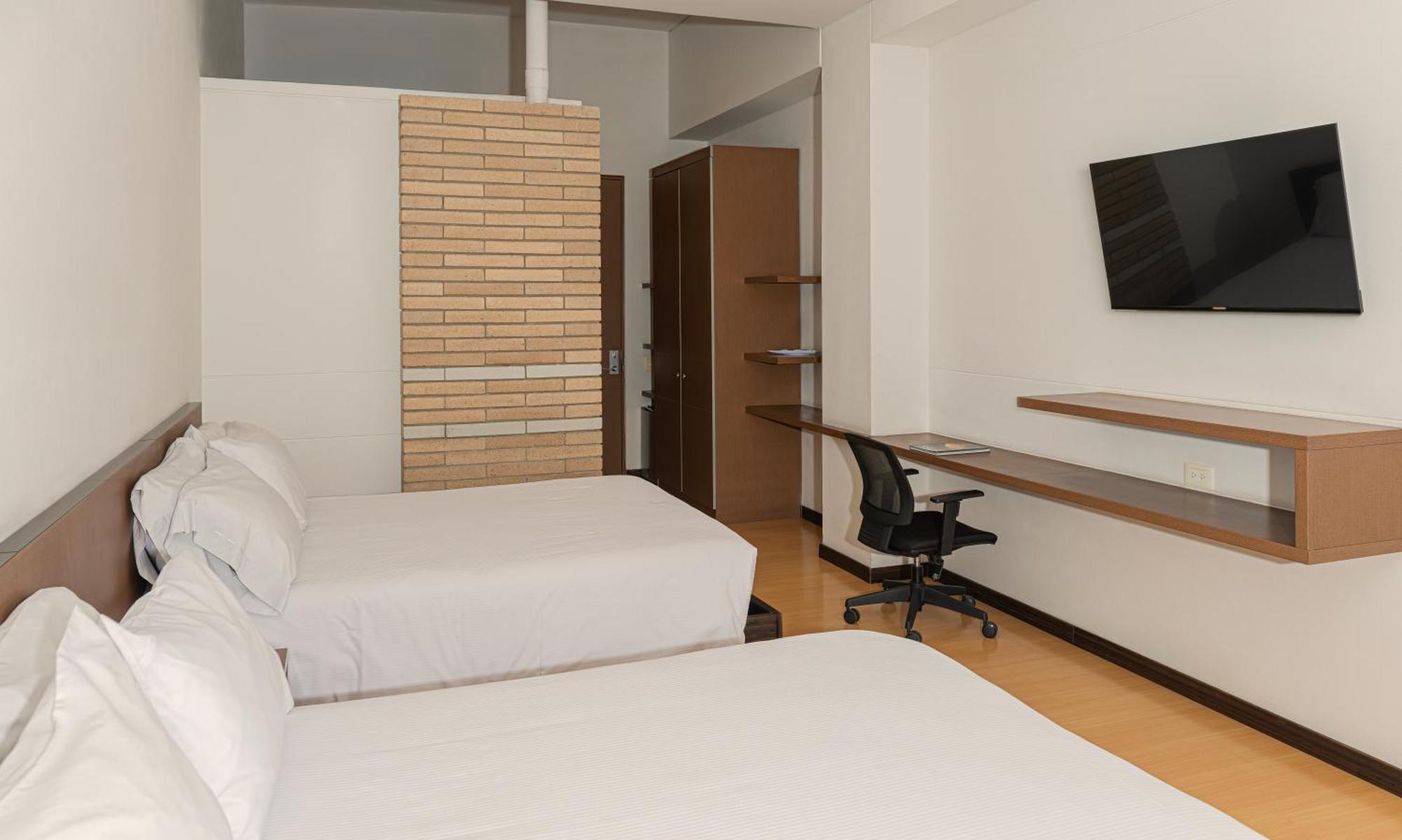 Hotel Viaggio Nueve Tres Bogota Ngoại thất bức ảnh